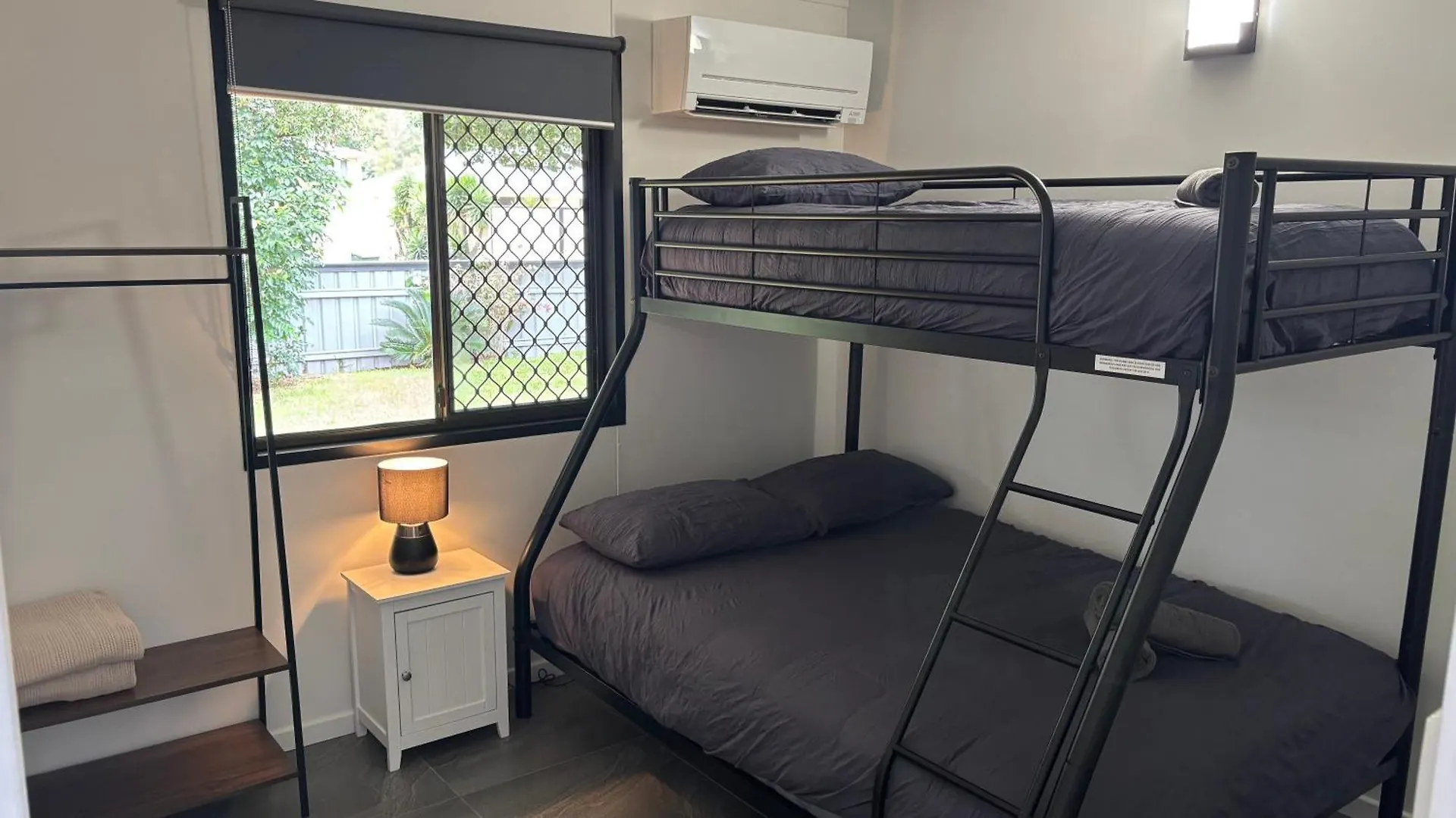 Family Retreat In Ningi Pet Friendly Villa Sandstone Point 0*,