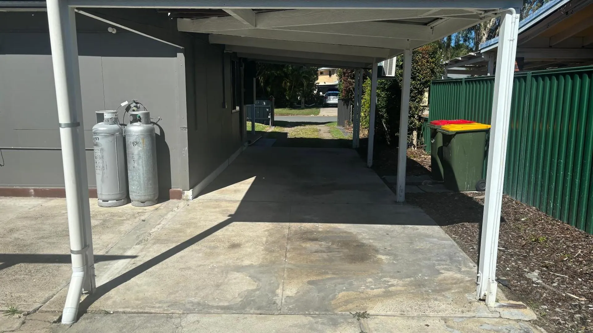 Holiday home Family Retreat In Ningi Pet Friendly Villa Sandstone Point
