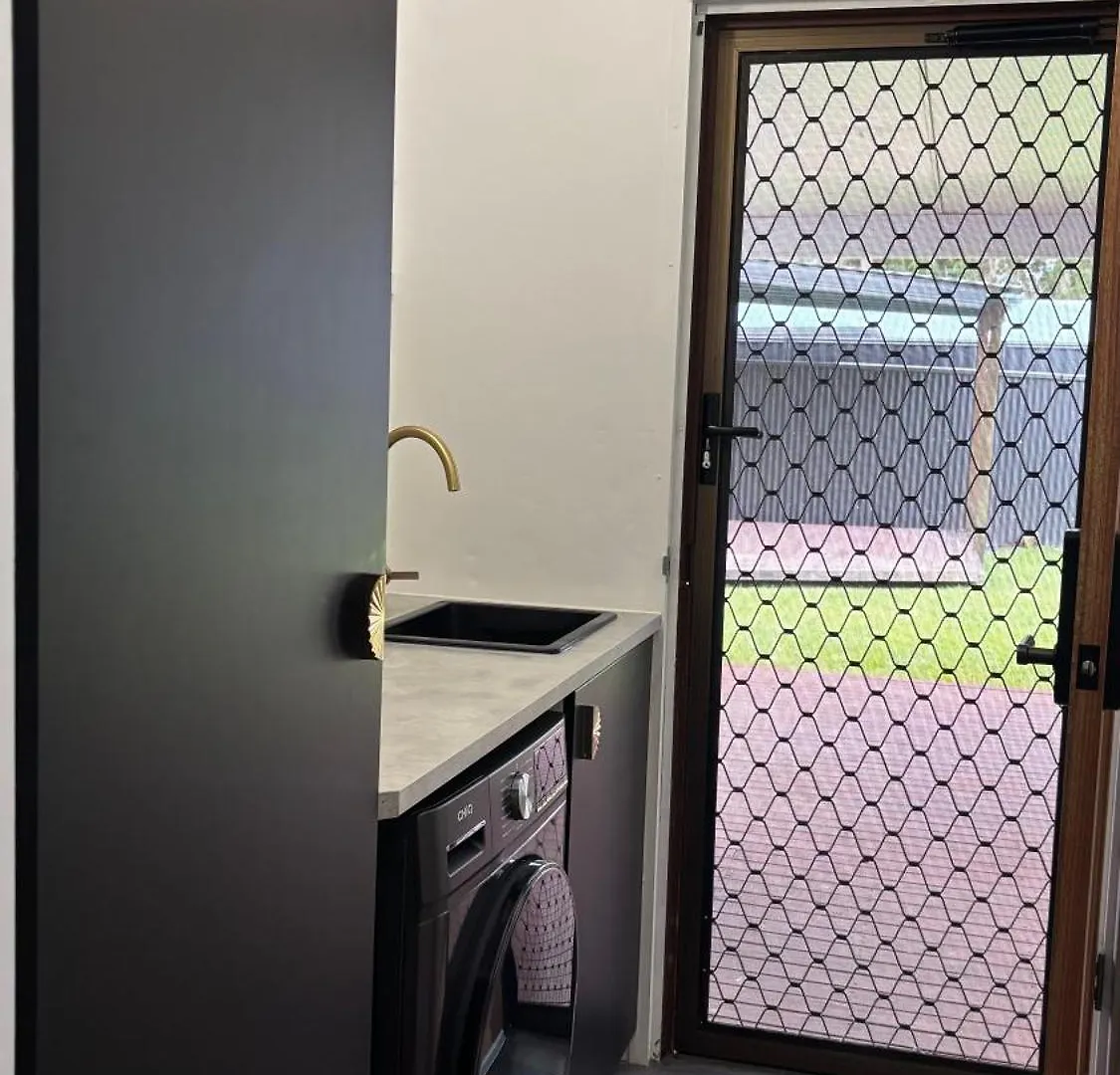 Family Retreat In Ningi Pet Friendly Villa Sandstone Point 0*,  Australia
